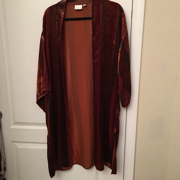 Anthropologie Sweaters - Anthropologie longline velvet kimono
